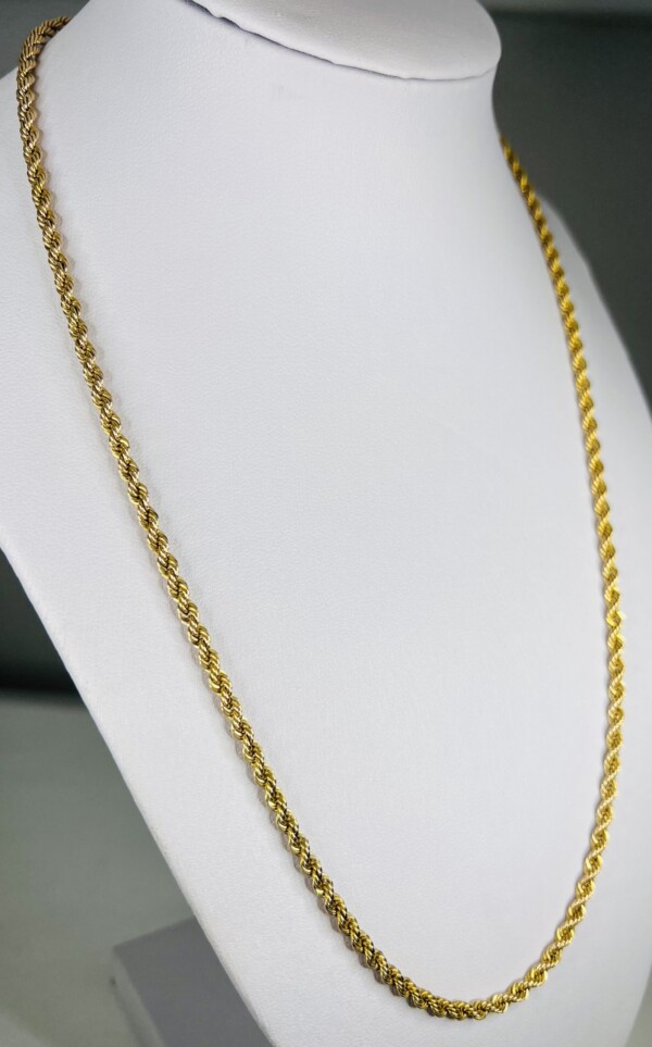 Secondhand 9ct Yellow Gold 20" Rope Chain - Image 4