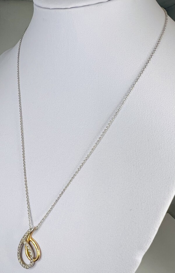 Second Hand 18ct White & Rose Gold Diamond Set Pendant On 17" Chain - Image 3