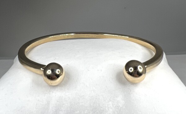 NEW 9ct Yellow Gold Solid Torque Bangle - Image 3