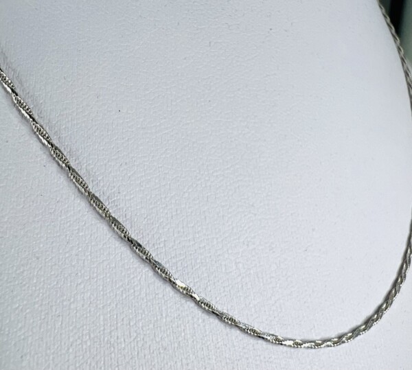 Second Hand 14ct White Gold Diamond Cut Rope 16" Chain - Image 4