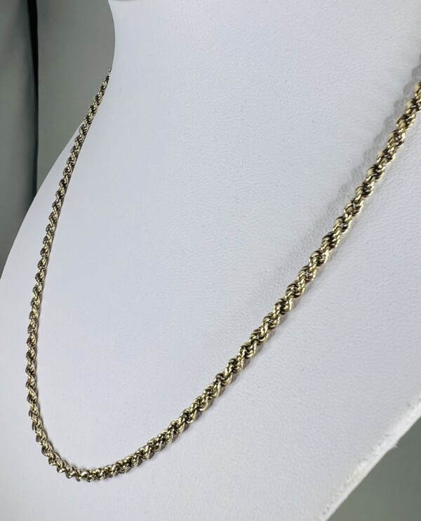 Second Hand 9ct Yellow Gold Solid Rope 17" Chain - Image 3