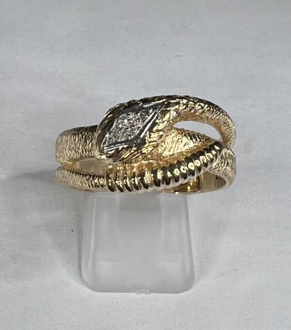 Second Hand 9ct Yellow Gold Diamond Set Textured Snake Ring - Image 3