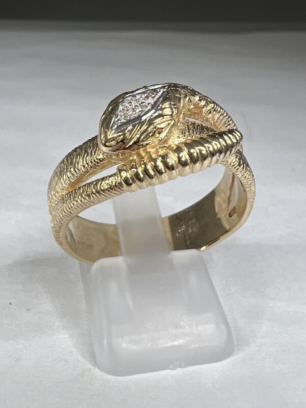 Second Hand 9ct Yellow Gold Diamond Set Textured Snake Ring - Image 5