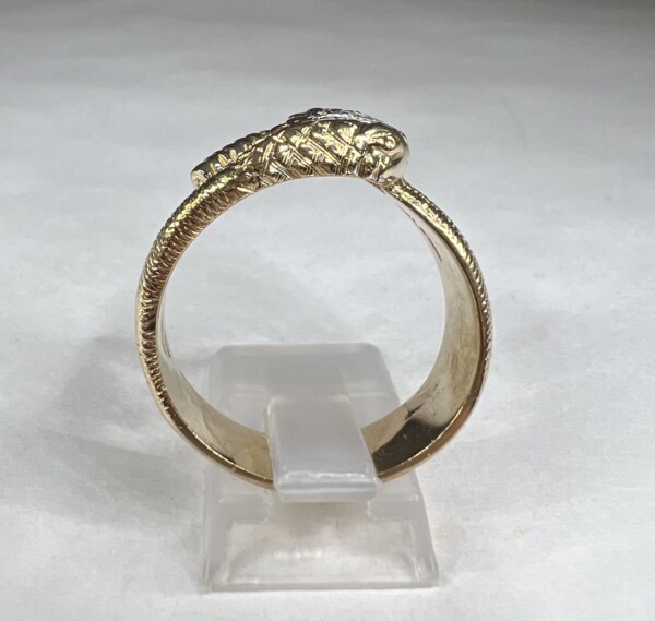 Second Hand 9ct Yellow Gold Diamond Set Textured Snake Ring - Image 7