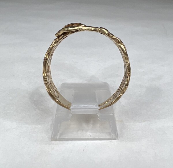 Second Hand 9ct Yellow Ring Textured Buckle Ring - Image 6